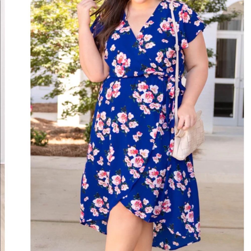 Gorgeous royal blue faux wrap dress with pink flowers and waist tie. Chic Soul
